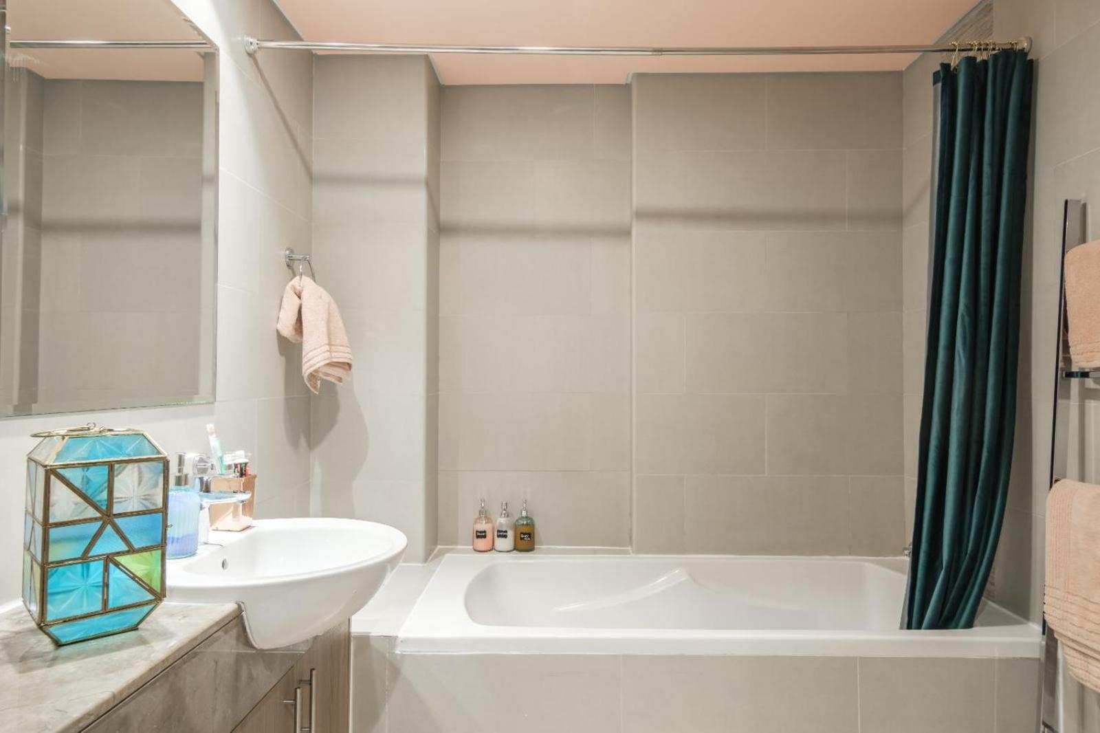 Apartment Emerald In Saadiyat Island Abu Dhabi
